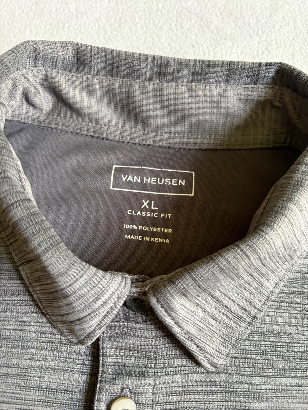 Van Heusen Men’s XL Gray Performance Polo Shirt Classic Fit Short Sleeve - Picture 4 of 5